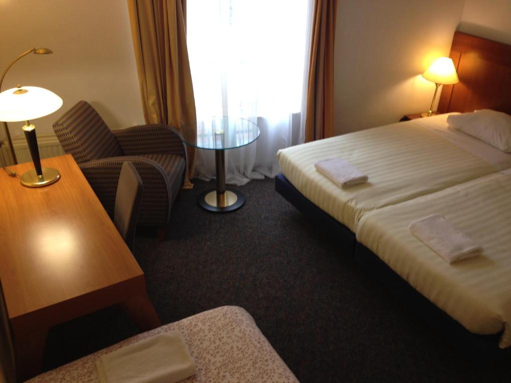 Hotel Alfa Amsterdam Rum bild